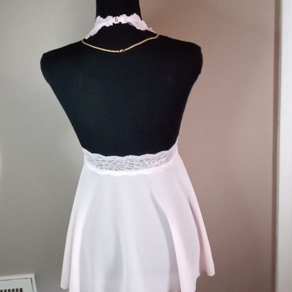 Pale pink Lingerie - Picture 5 of 13